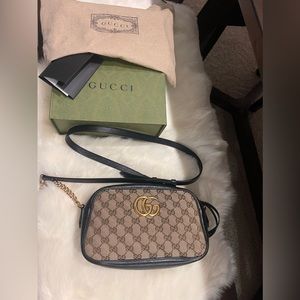 GG Marmont small shoulder bag - original GG canvas / black